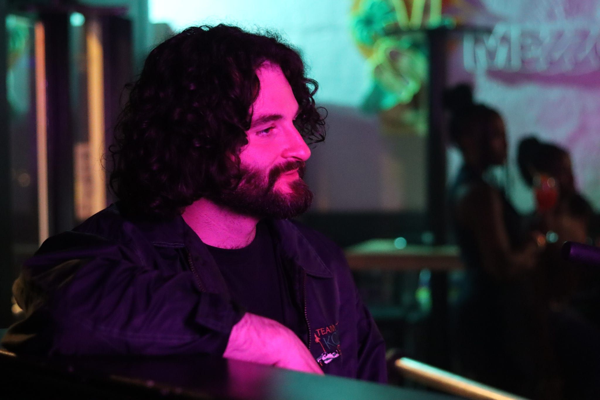 Behind the scenes photo 14